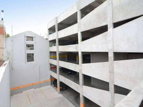 Imagen 5 de 6 de Edificio De Cocheras