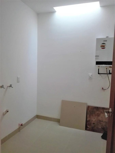 Imagen 10 de 18 de Casa En Venta En Sierra Nogal - Nueva - $2,900,000 - Jardin Amplio - Frente A Área De Donación - León Gto