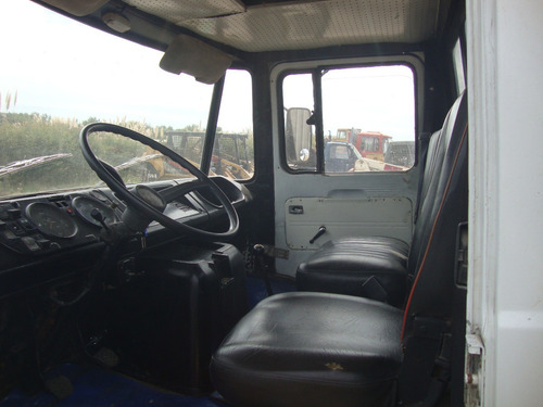 Camion Mercedes Benz 608 Año 1985
