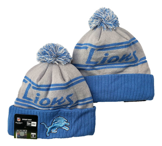 Gorra Tejida Clásica Con Puños Con Pompones New Era De Carol Gorra Tejida Clásica Con Puños Con Pompones New Era De Carol