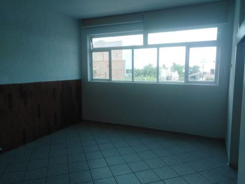 Oficinas En Renta En Zona Centro Con Recepción