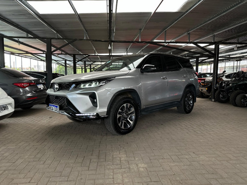 Toyota Hilux SW4 2.8 Tdi Diamante Ii 4x4 7as 6at