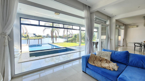 Casa En Venta Y Alquiler En Barrio Los Alisos, Nordelta