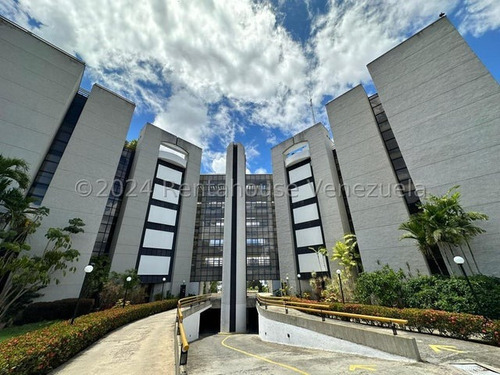 Apartamento En Alquiler En Colinas De Tamanaco Cod. 25-571 Lm