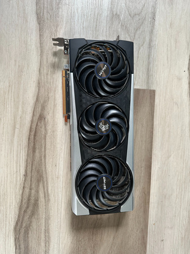 Placa De Video Amd Sapphire Nitro Radeon 6700 Rx Caja (Usado)