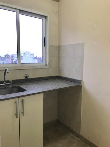 Imagen 4 de 6 de Departamento En Venta En Lanus Oeste