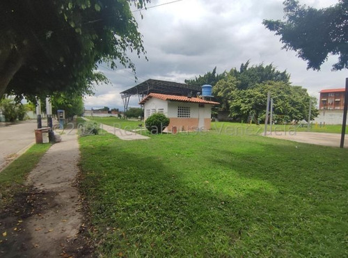 Imagen 29 de 30 de Casa La Mulera Maracay 04 Dormitorios 04 Baños Gran Tamaño 22-1556 ##
