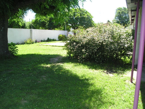 Quinta Con Pileta Y Parrilla Amplio Terreno En Viña Arrecifes