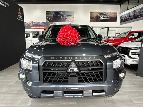Mitsubishi L200 2.4 Cd Glx 4X2 Mt