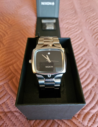 Reloj Nixon Análogo Unisex Impecable (Usado)
