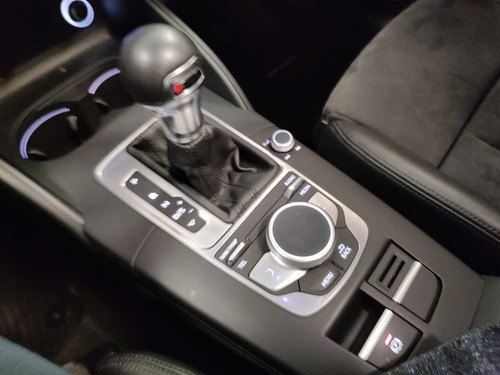 Imagen 13 de 25 de Audi A3 Sportback 2018 Sedan 2017 2019 2020 Usado A1 Q2 A318