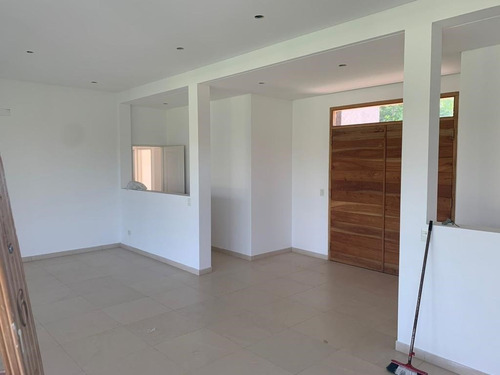 Imagen 6 de 17 de Casa En Venta De Calidad Con Piscina En El Cantón, Escobar