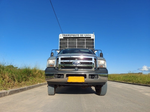 Imagem 6 de 8 de Ford F4000 4x4 Boiadeiro Caminhão