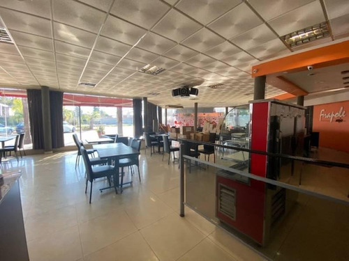 Imagen 9 de 12 de Importate Local Comercial En Alquiler A Metros De Nordelta