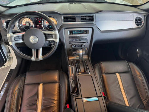 Ford Mustang Gt Premium 5.0 V8