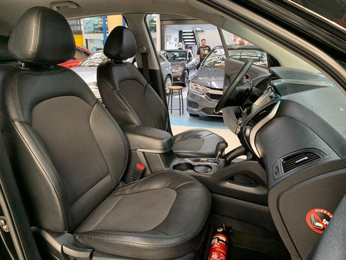 Imagem 9 de 12 de Ix35 2.0 Gls Gasolina 4p Automático 2011/2012