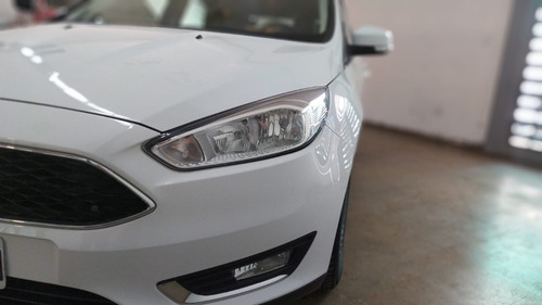 Imagen 7 de 17 de Ford Focus 2.0 Se 5pts 2016
