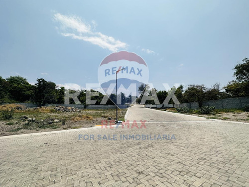 Venta De Lote Residencial En Oaxtepec, Morelos...clave 4747