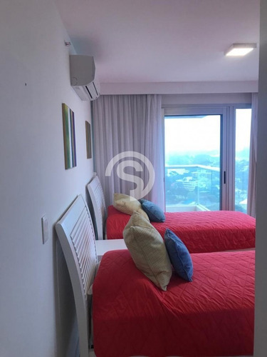 Apartamento A La Venta En Playa Brava- Ref: 970