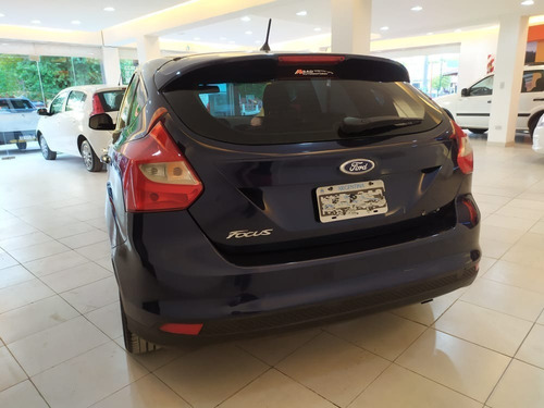 Ford Focus S 1.6 2014