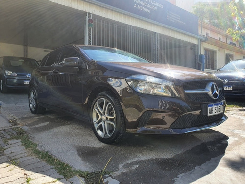 Imagen 3 de 10 de Mercedes-benz Clase A 1.6 A200 Urban 156cv 2017