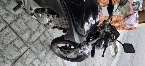 Imagem 2 de 6 de Cb 300 2010 Abs