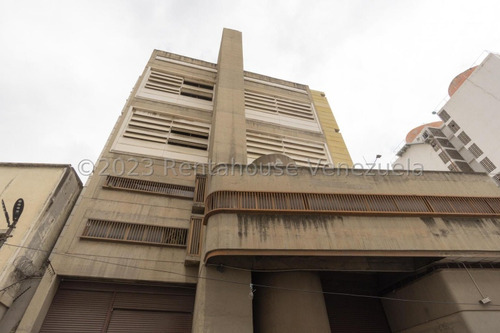 Yf Edificio En Venta En San Martin 24-4774 Gn