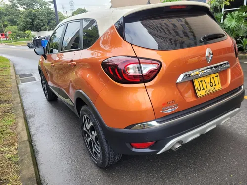 Renault Captur 2.0 Intens Automática