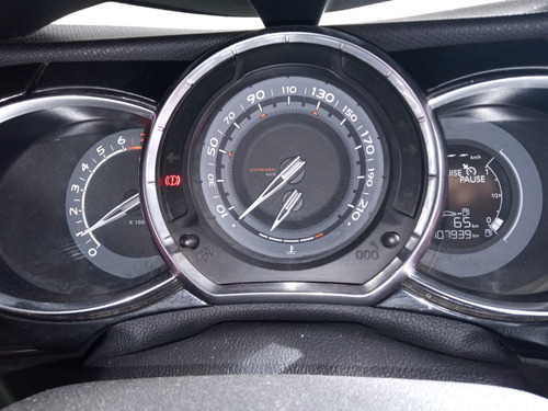 Imagen 13 de 17 de Citroën Ds3 1.6 Thp 156 Sport Chic