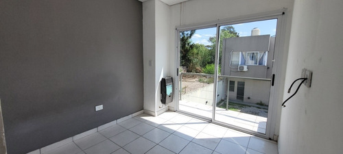 Imagen 17 de 22 de Venta Duplex 3 Ambientes Ituzaingo