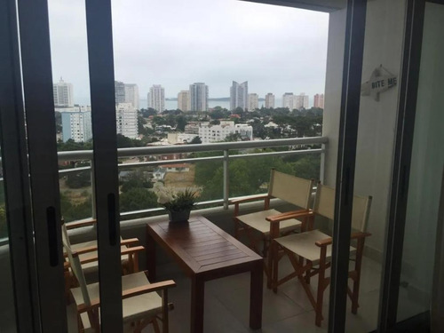 Imagen 4 de 13 de Precioso Apartamento En Edificio Ocean Drive Para Alquilar - Temporada 2023