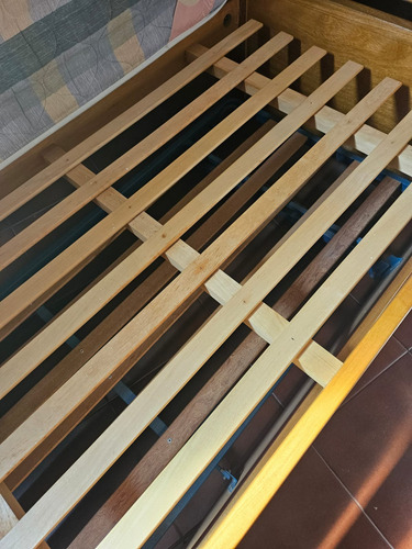 Cama Marrón (Usado)