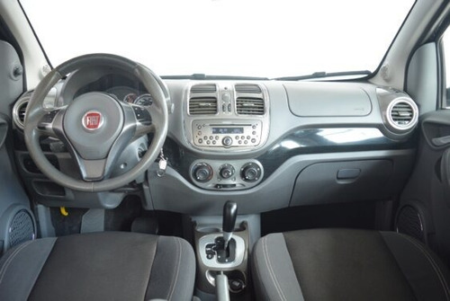 Grand Siena Essence 1.6 16v (flex)