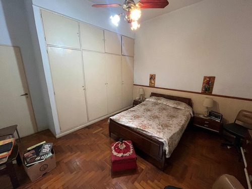Hermosa Casa 5 Ambientes En Venta *mataderos*
