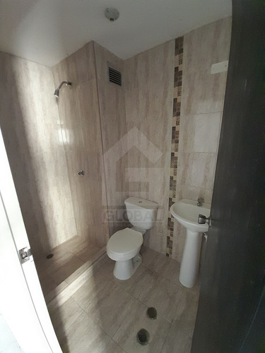 Imagen 6 de 11 de Global Vende Aaprtamento En Res, Pomarrosa, Paraparal - Valencia (gla-1020)