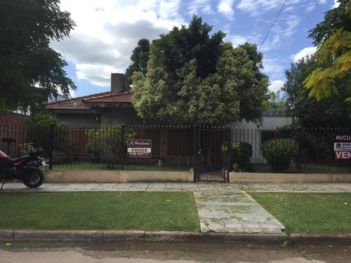 Imagen 1 de 19 de Casa En Venta, Remedios De Escalada 600, Belén De Escobar