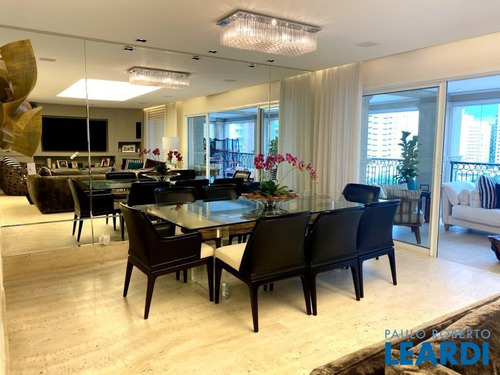 Imagem 1 de 15 de Apartamento - Vila Nova Conceição - Sp - 636947