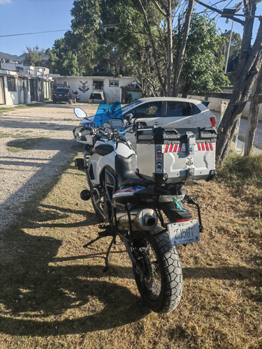 Vendo Bonita Moto Bmw F800 Gs Servicio Recién Hecho Llanta