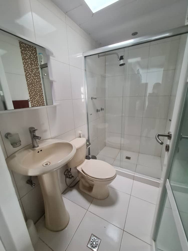Imagen 18 de 28 de Cómoda Casa De Dos Plantas En Loma Linda, Sector Las Peonías, Puerto Ordaz