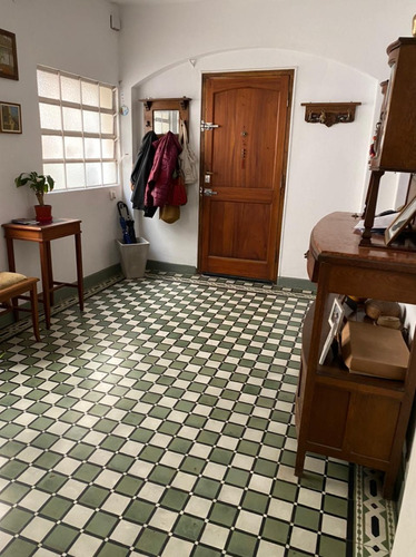 Casa Reciclada De 4 Ambientes