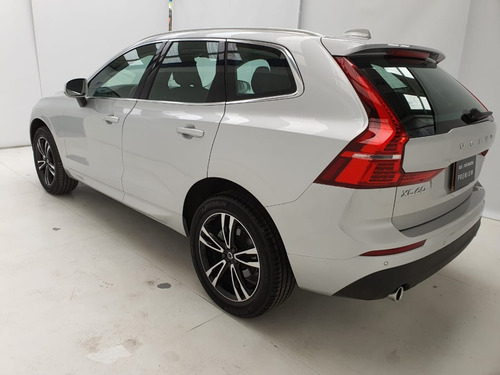 Volvo New Xc60 T5 Momentum Aut 4x4 2021 Jnt724