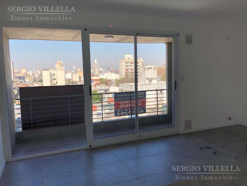Imagen 6 de 8 de Catamarca Al 3600 - Amplio Departamento De Un Dormitorio.