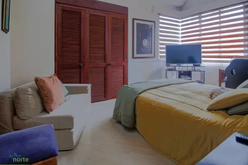 Apartamento En Venta En El Poblado Las Lomas. Cod V12653