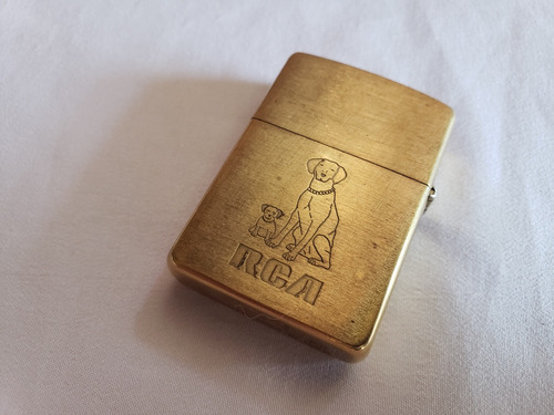 Antigo Isqueiro Zippo R.c.a Victor Em Perfeito Estado S/ Uso (Usado)