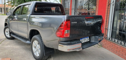 Toyota Hilux 2.8 Cd Srv Pack 177cv 4x2 2017