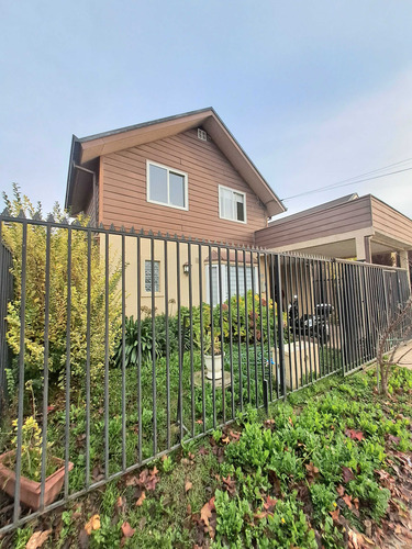 Casa En Venta Valles Del Country, Talca (106218)