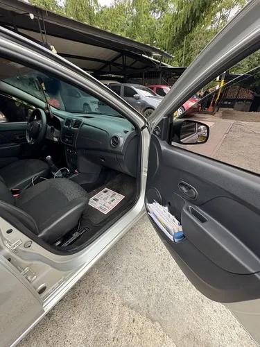 Renault Logan Authentique