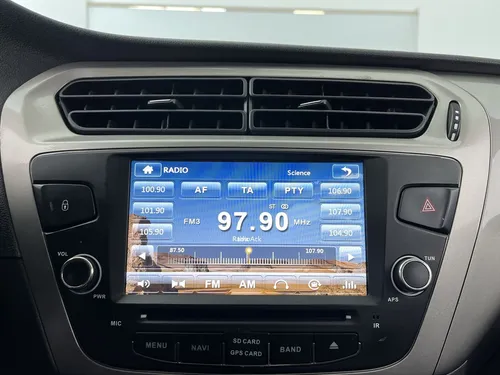 Citroën C-Elysée EXCLUSIVE 1.6 MT