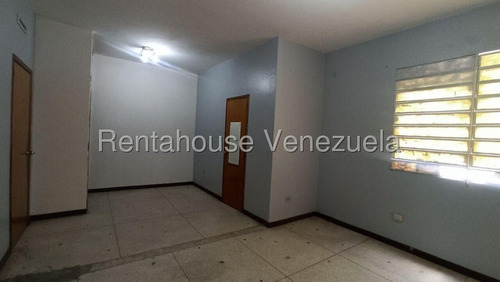 Jean Pavon Tiene Excelente Casa Local Comercial En Alquiler En El Este De Barquisimeto Lara 1 8 0 9 3