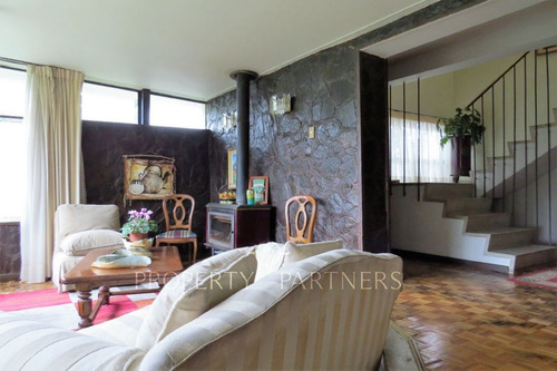 Casa En Sector Plaza Chiguayante